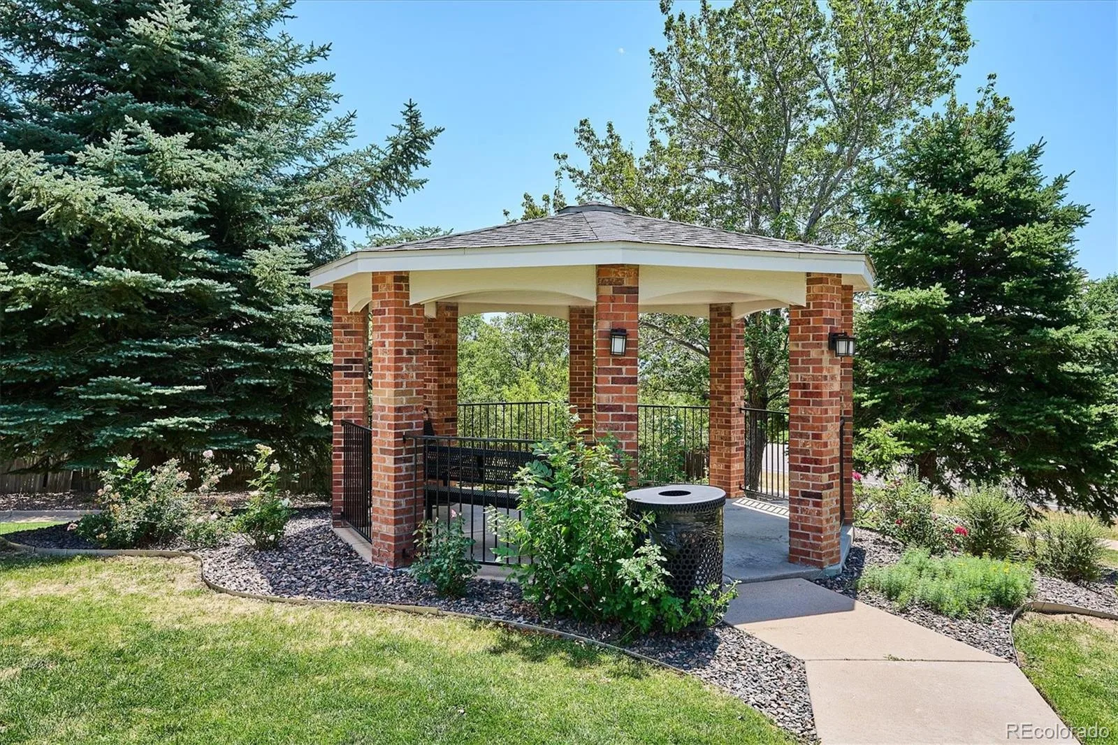 1880 S Cole Street #B8 Denver CO 80228 | MLS #REC2896714 07142026224652 1600 23