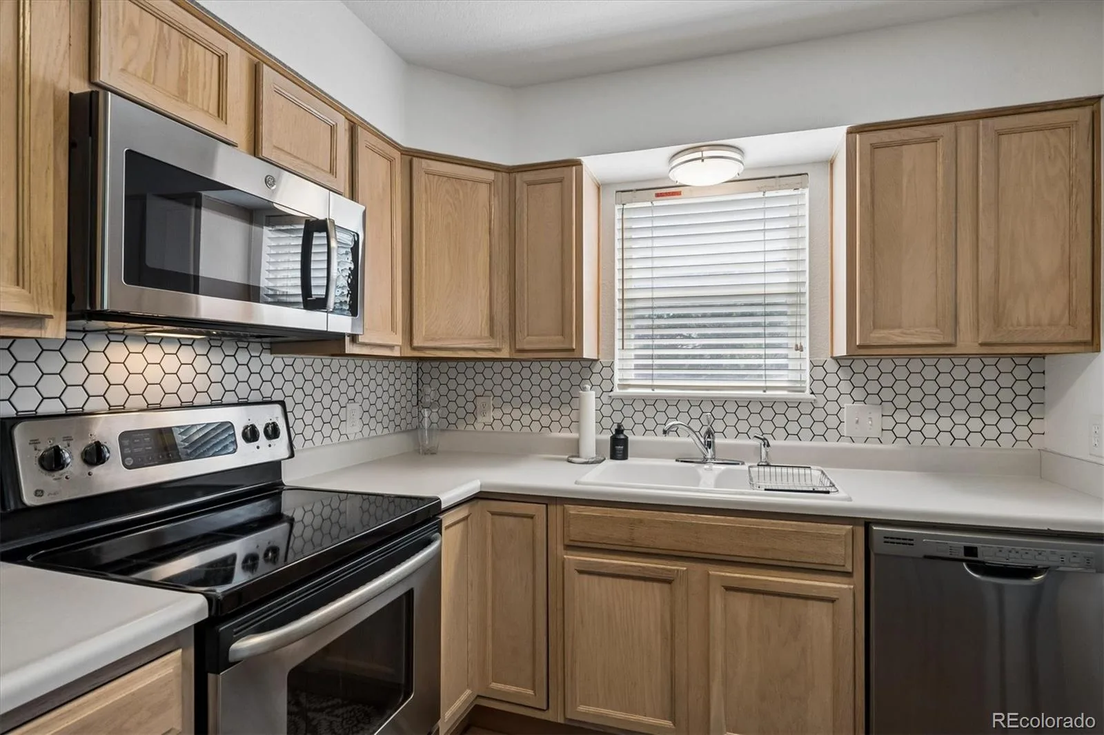 1880 S Cole Street #B8 Denver CO 80228 | MLS #REC2896714 07142026224652 1600 5