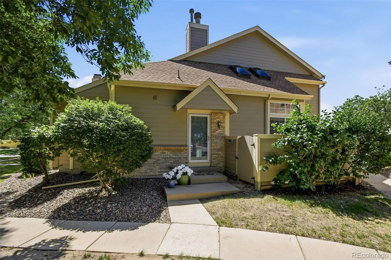 7370 E Florida Avenue #1024 Denver CO 80231 MLS #REC2897513 06122026172603 1600 38