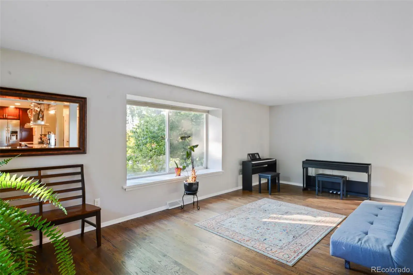 10012025020338 1600 3