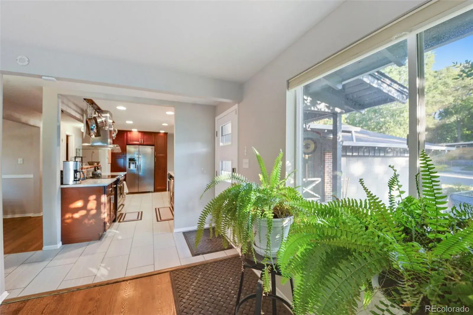 10012025020338 1600 4