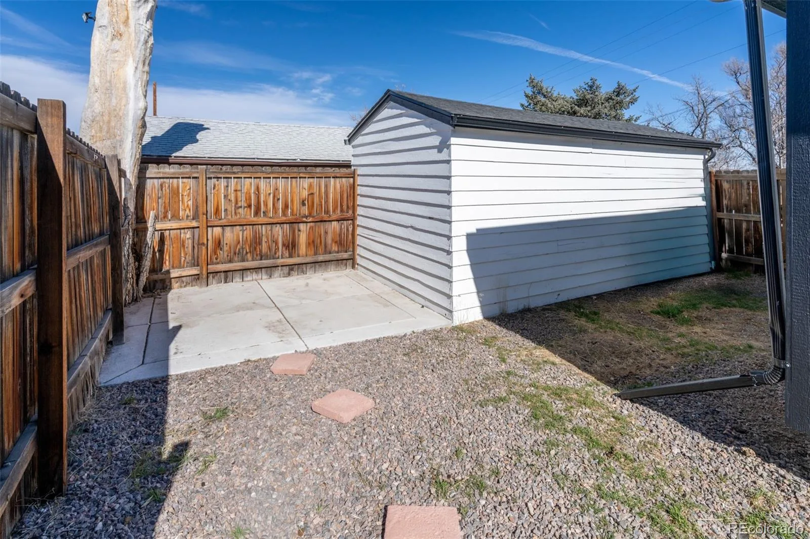2201 W Warren Avenue Englewood CO 80110 MLS #REC2899130 06092026004122 1600 17