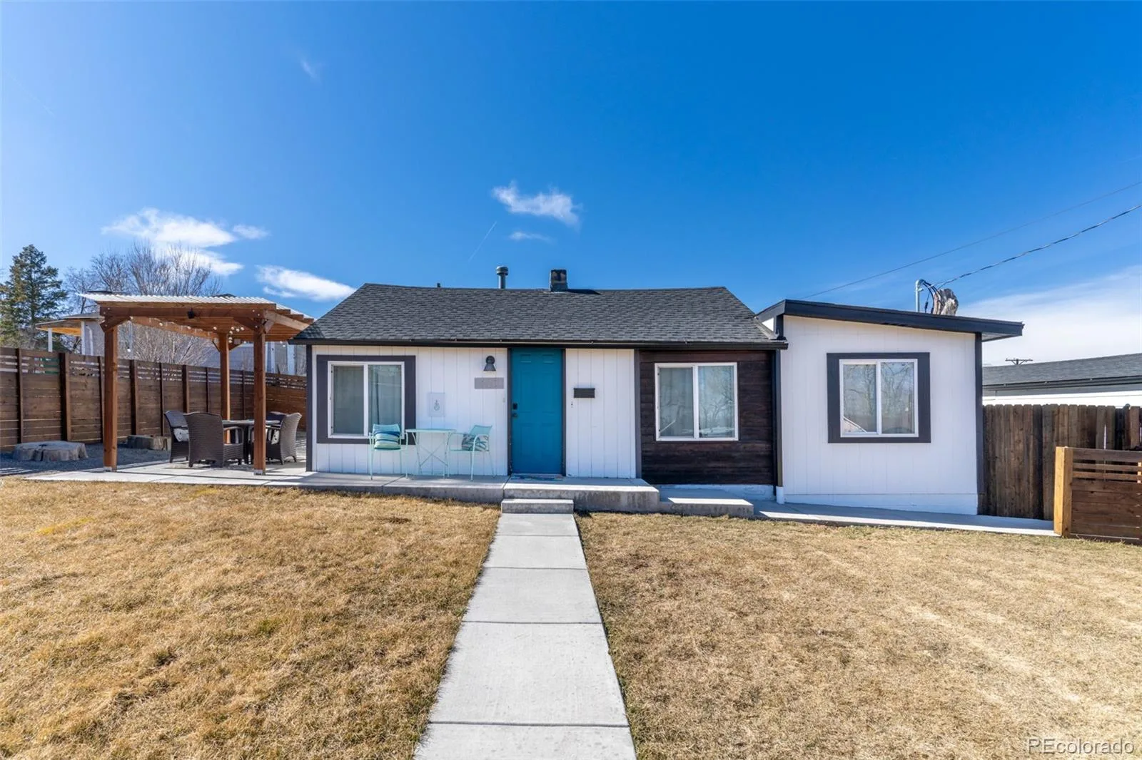 2201 W Warren Avenue Englewood CO 80110 MLS #REC2899130 06092026004122 1600 22