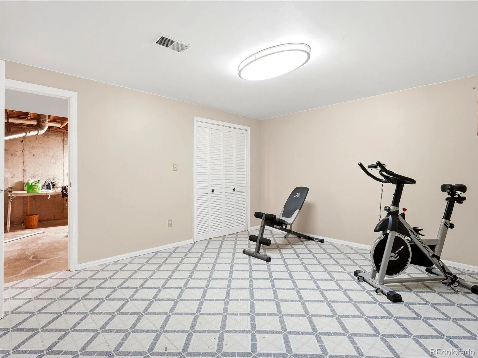 8911 Rutgers Street Westminster CO 80031 | MLS #REC2901084 07252026002457 1600 28