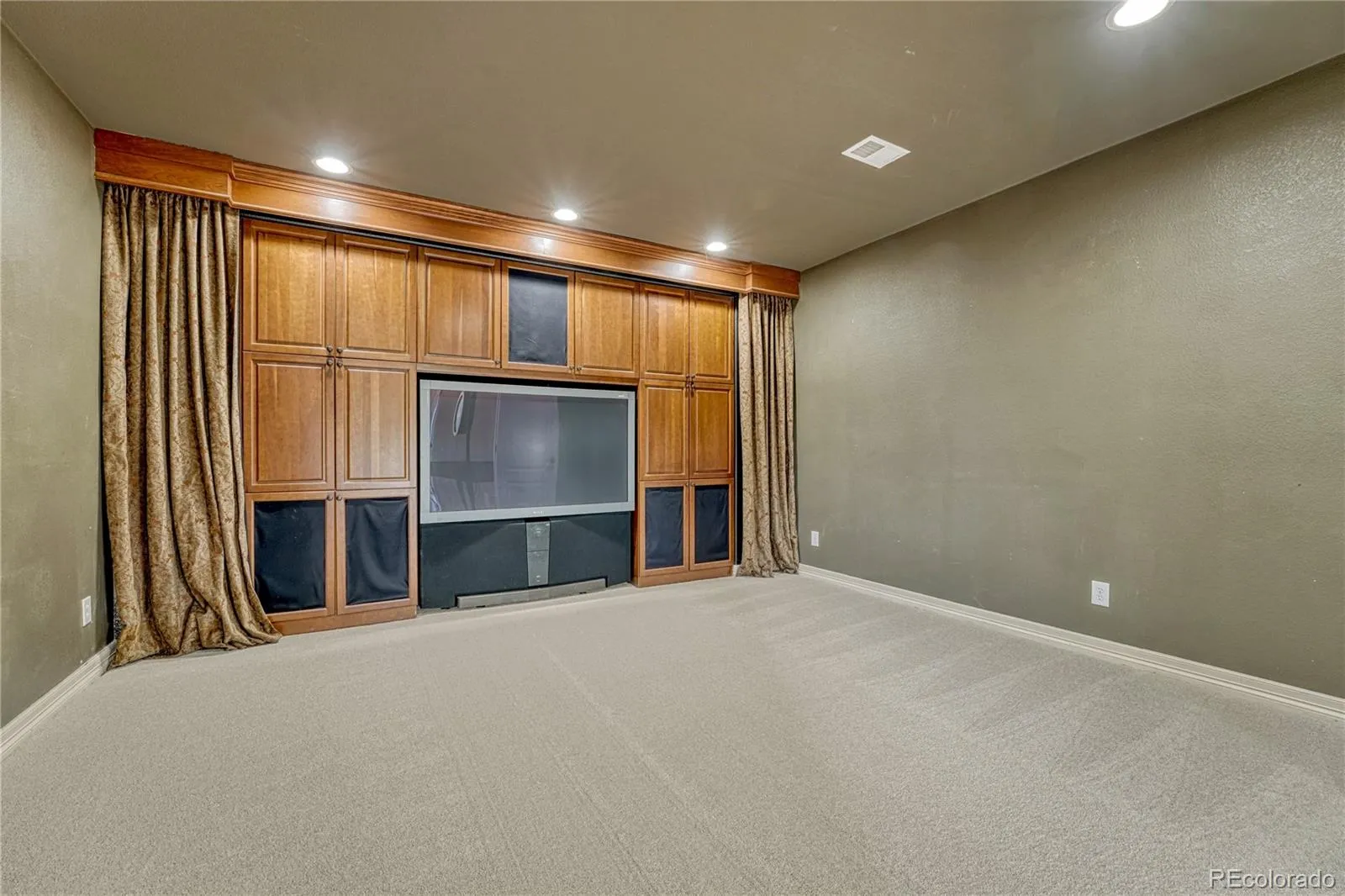 9130 S LOST HILL Drive Lone Tree CO 80124 MLS #REC2904500 05162026040054 1600 35