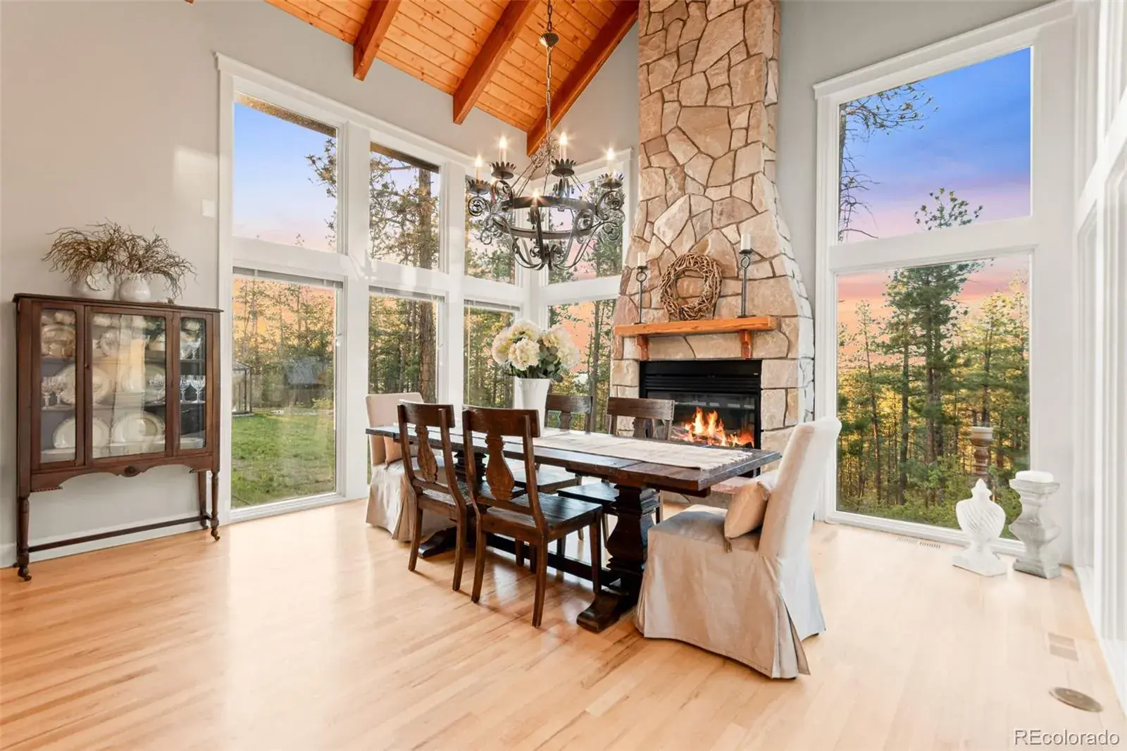 5090 S Perry Park Road Sedalia CO 80135 | MLS #REC2905246 02272026180149 1600 13