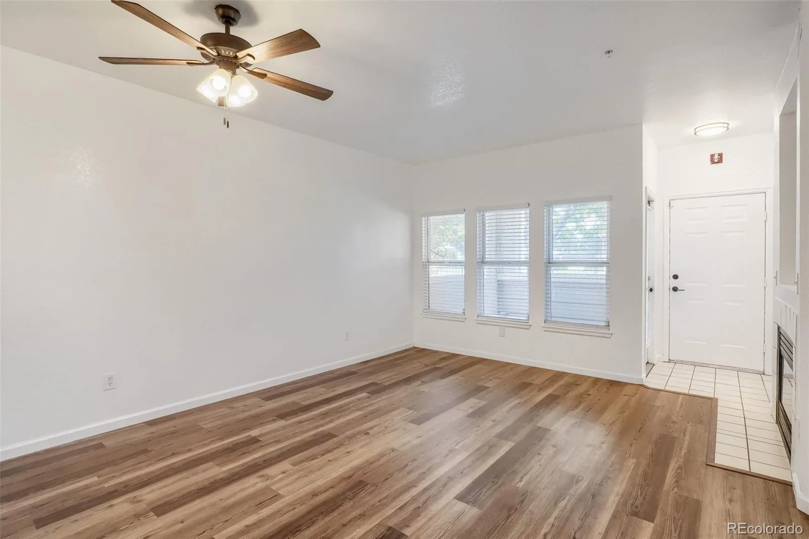 8707 E Florida Avenue #1011 Denver CO 80247 | MLS #REC2906052 08302026194436 1600 1