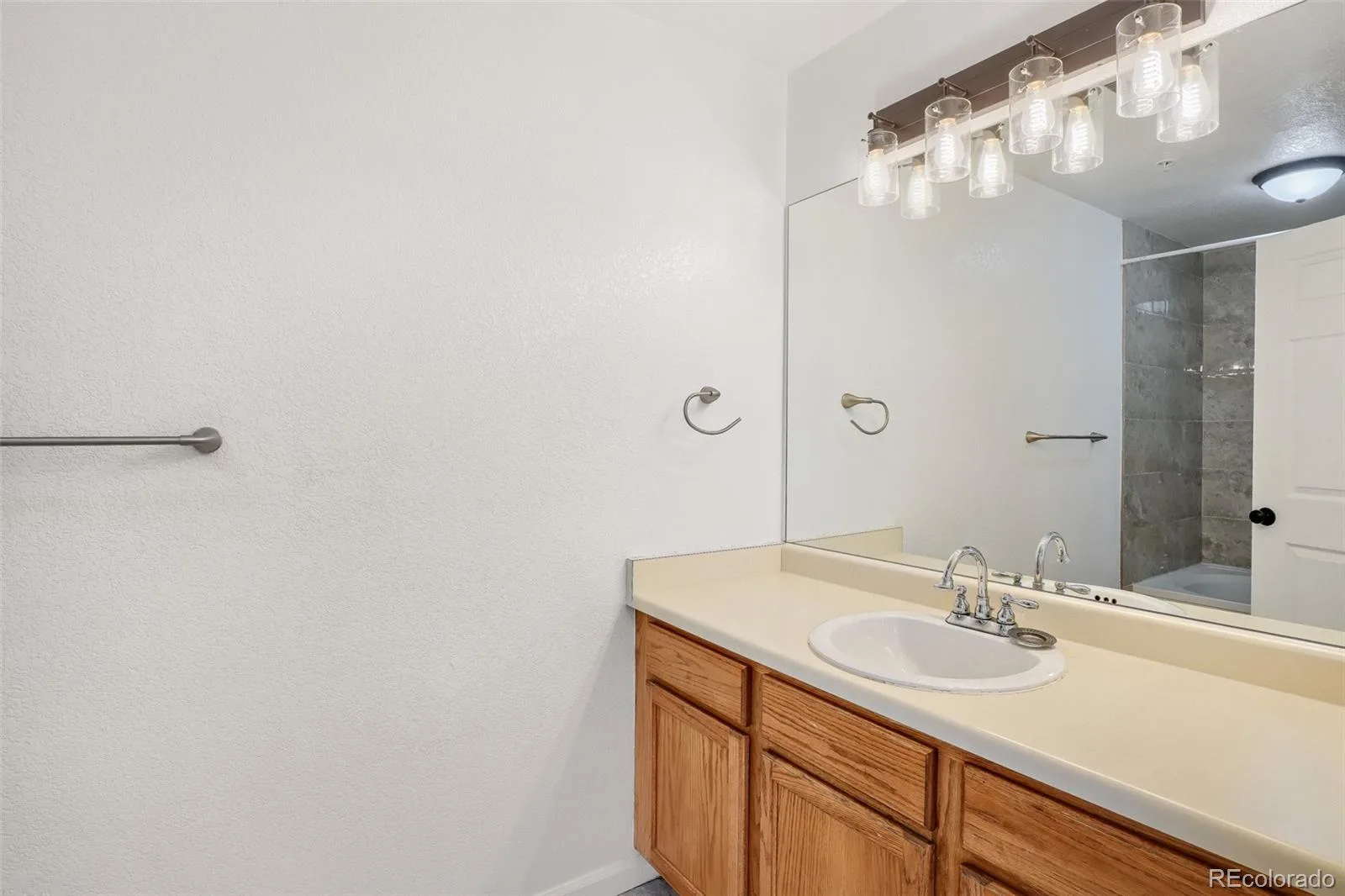 8707 E Florida Avenue #1011 Denver CO 80247 | MLS #REC2906052 08302026194436 1600 6