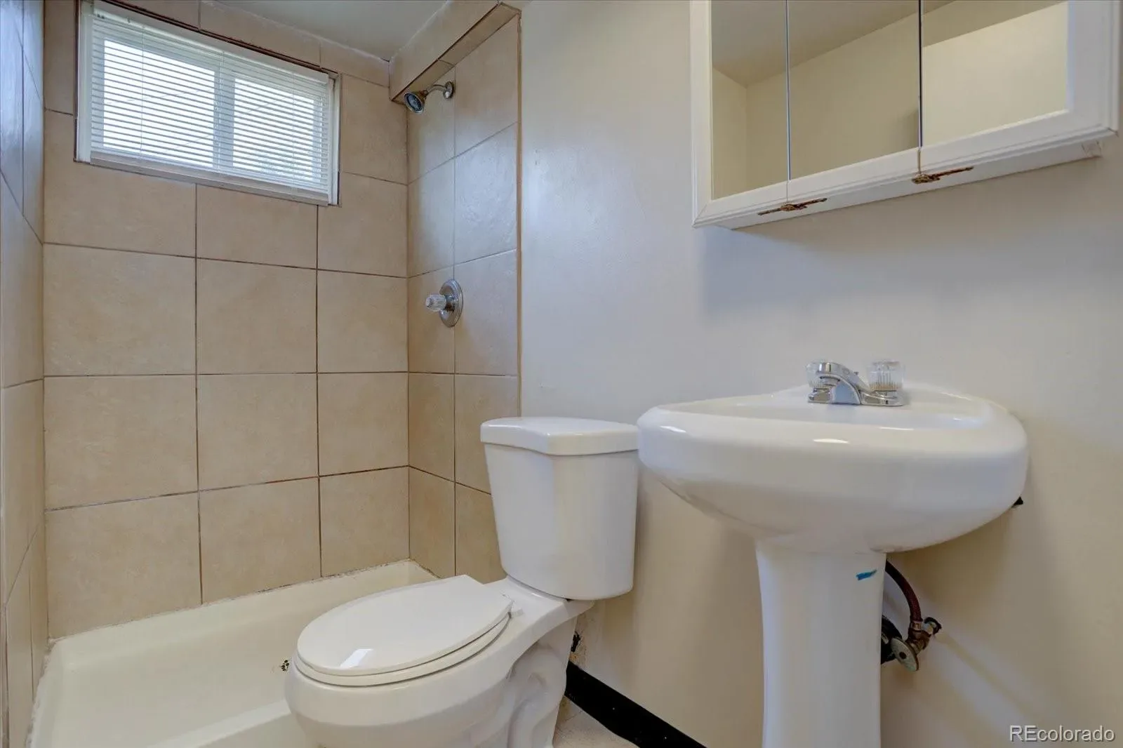 03282026000740 1600 24