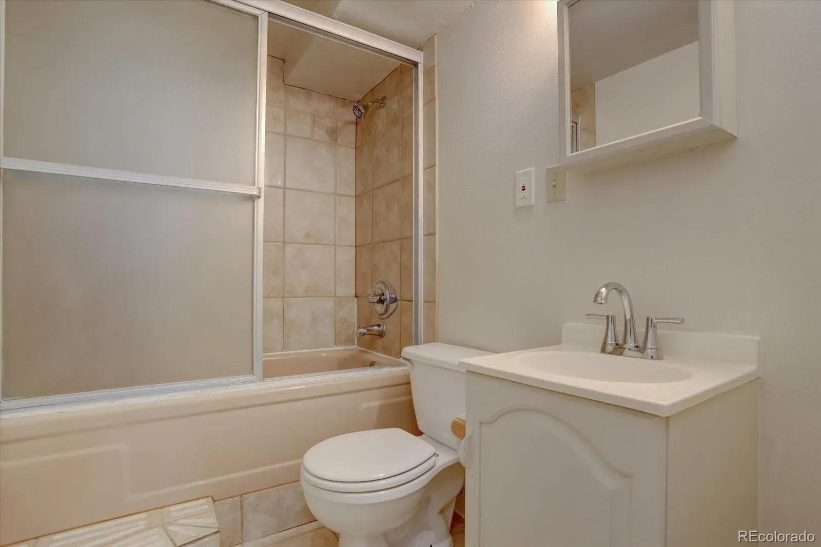 03282026000740 1600 44