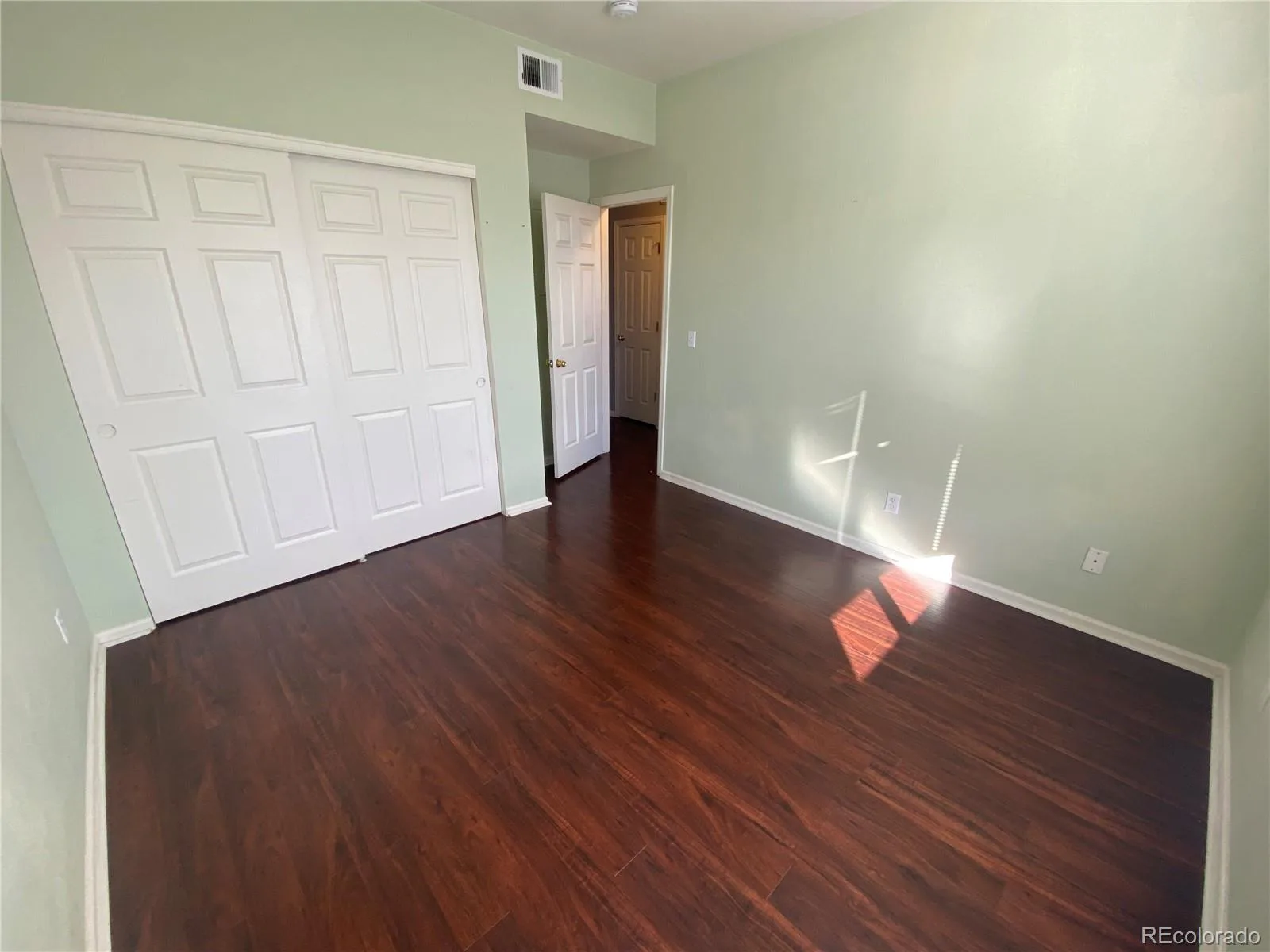 2575 S Syracuse Way #H303 Denver CO 80231 | MLS #REC2910561 09242026225729 1600 9