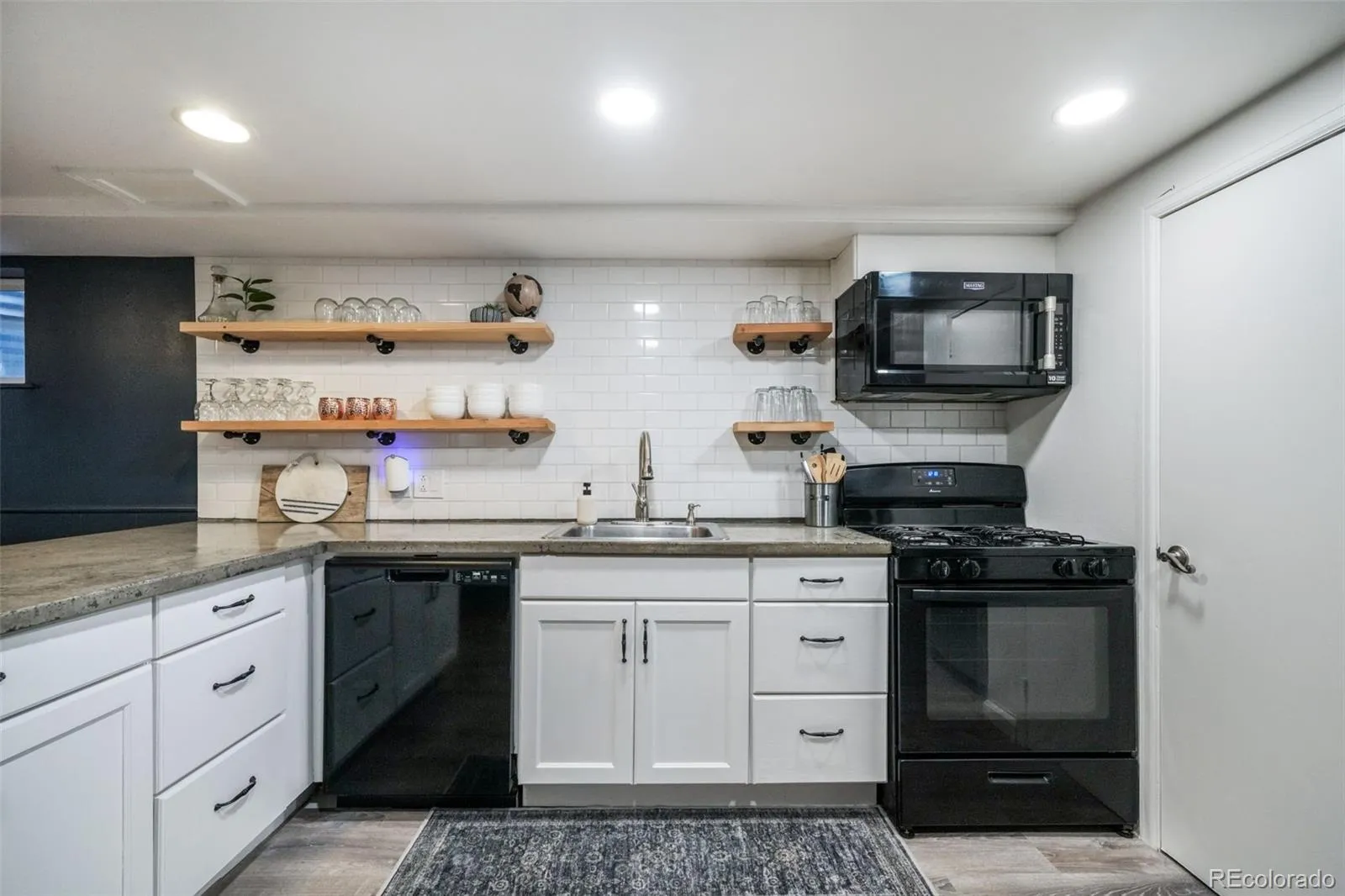 6655 Depew Street Arvada CO 80003 MLS #REC2911079 05232026092635 1600 38