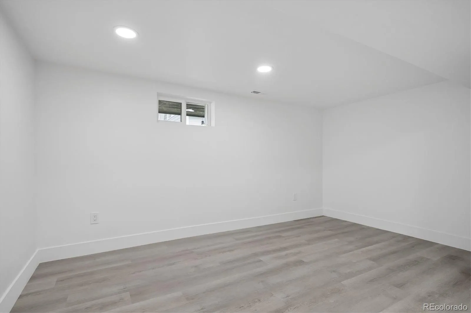 04072026162637 1600 33