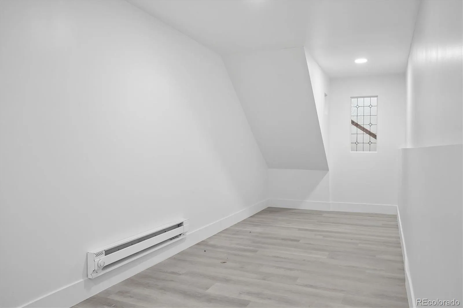 04072026162637 1600 36