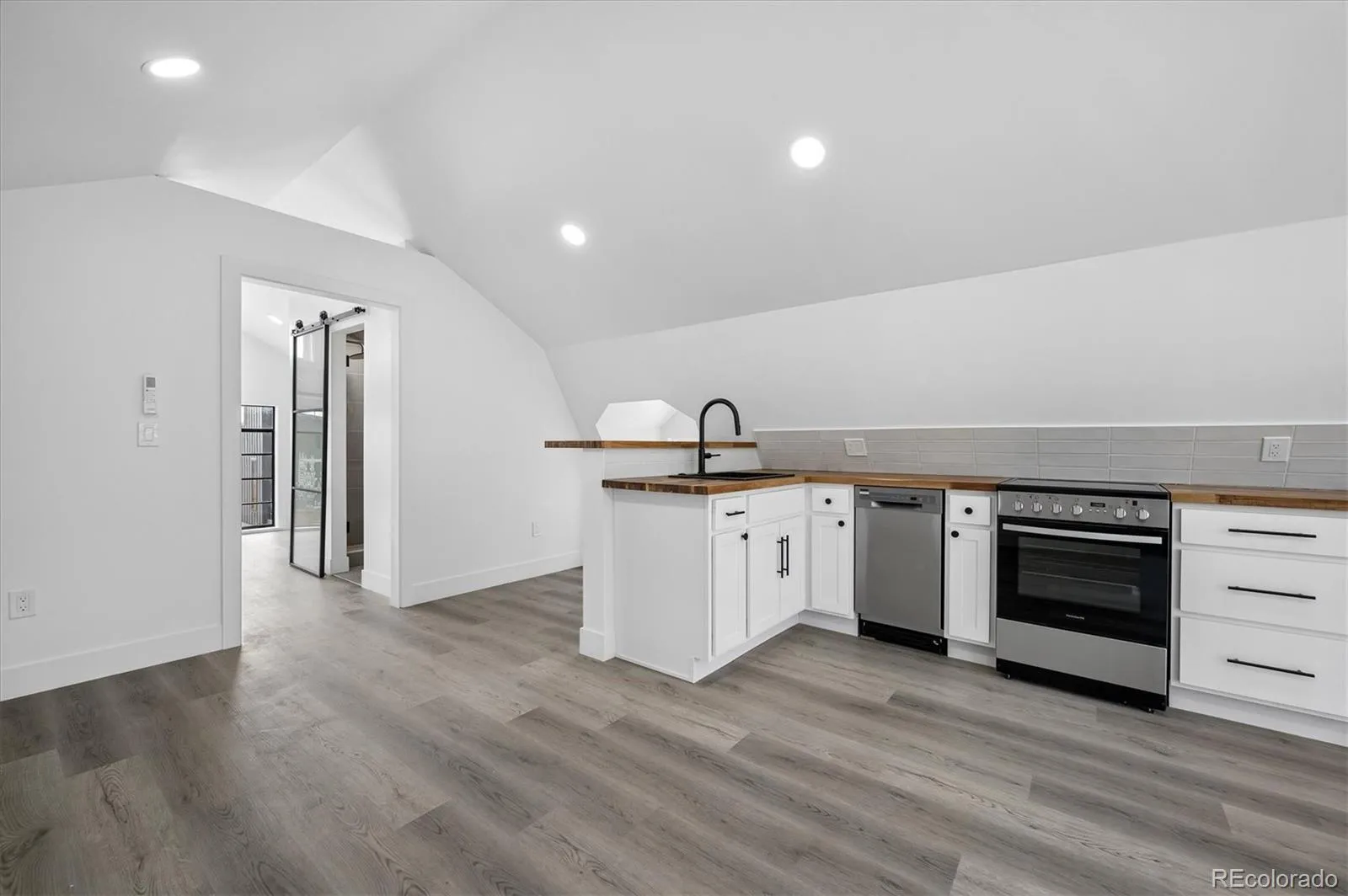 04072026162637 1600 41