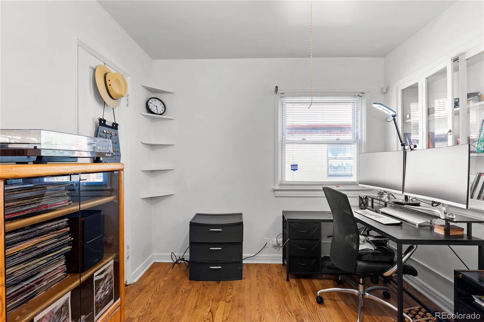 04082026151834 1600 14