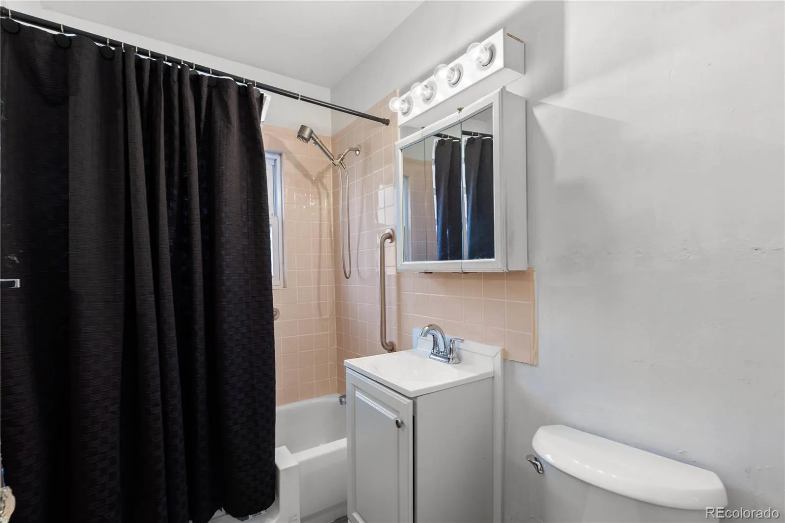 04082026151834 1600 15