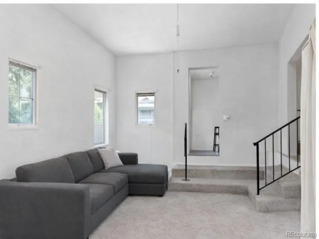 04082026151834 640 5