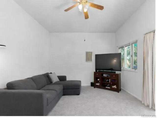 04082026151834 640 7