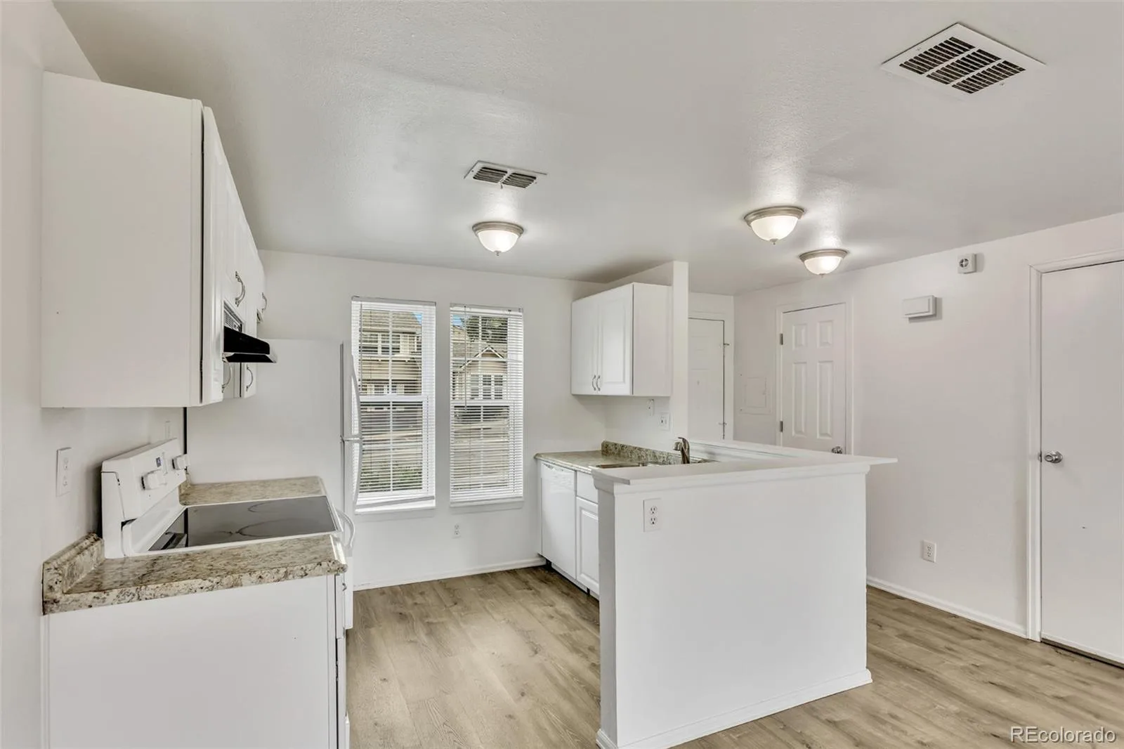 1514 S Ouray Circle #B Aurora CO 80017 | MLS #REC2914231 08132026132500 1600 4