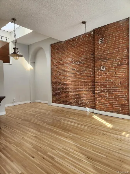 1744 Blake Street Denver CO 80202 | MLS #REC2916559 08312026220341 800 3