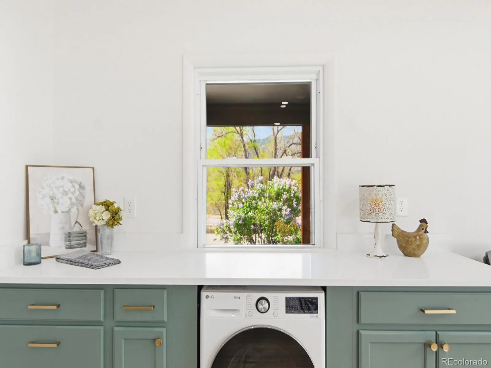 04112026192705 1600 13