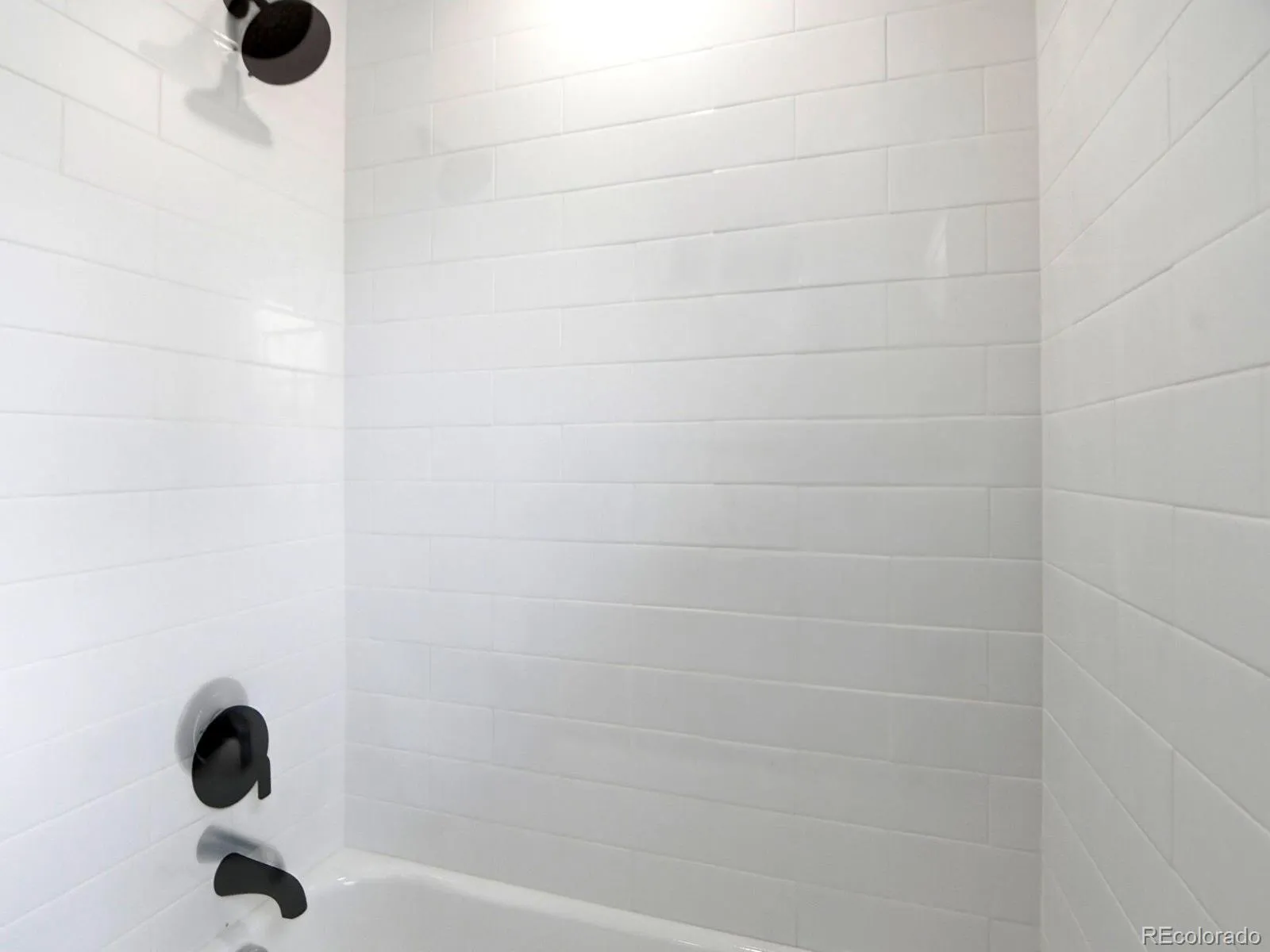 04112026192705 1600 24