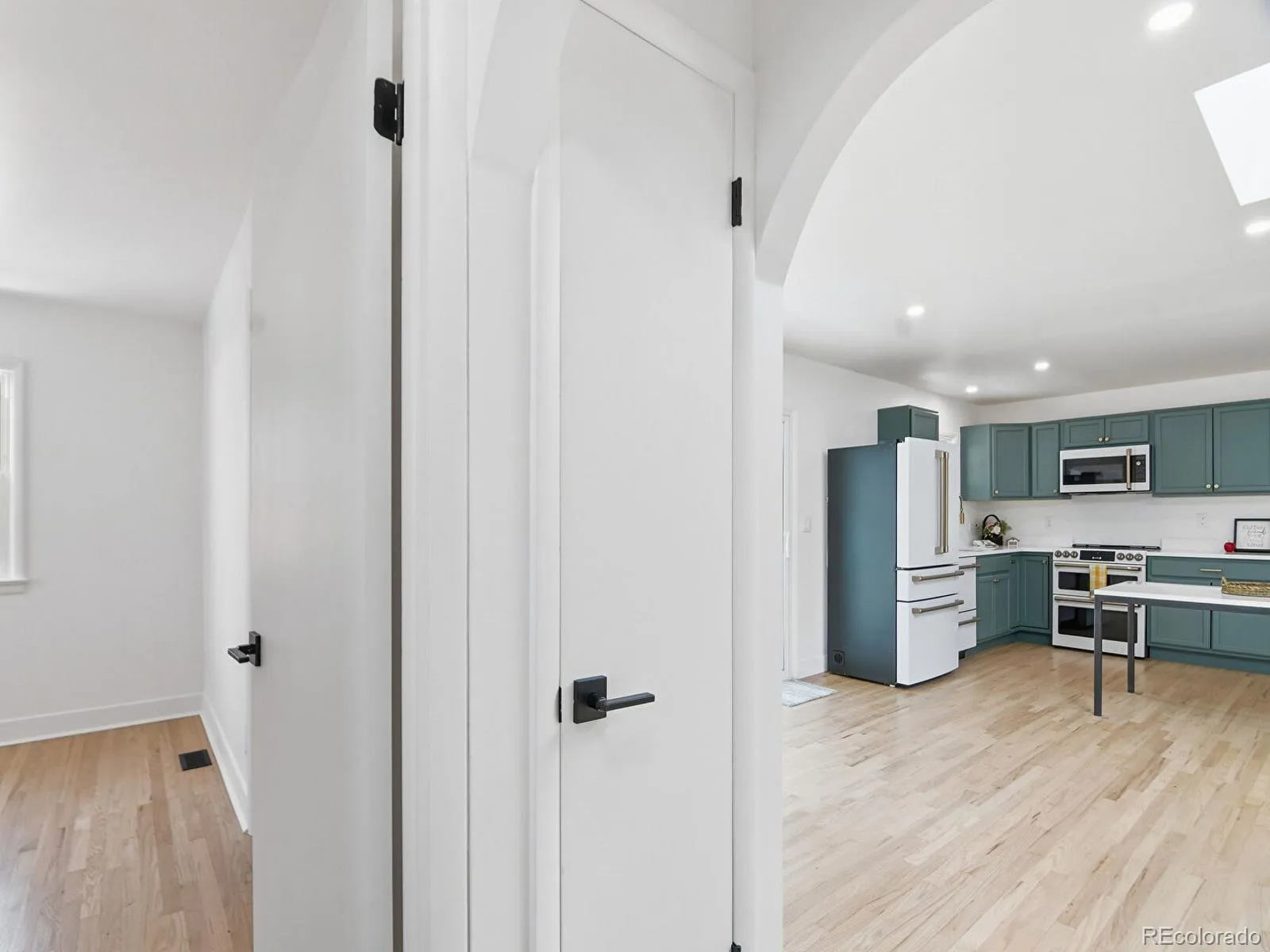 04112026192705 1600 27