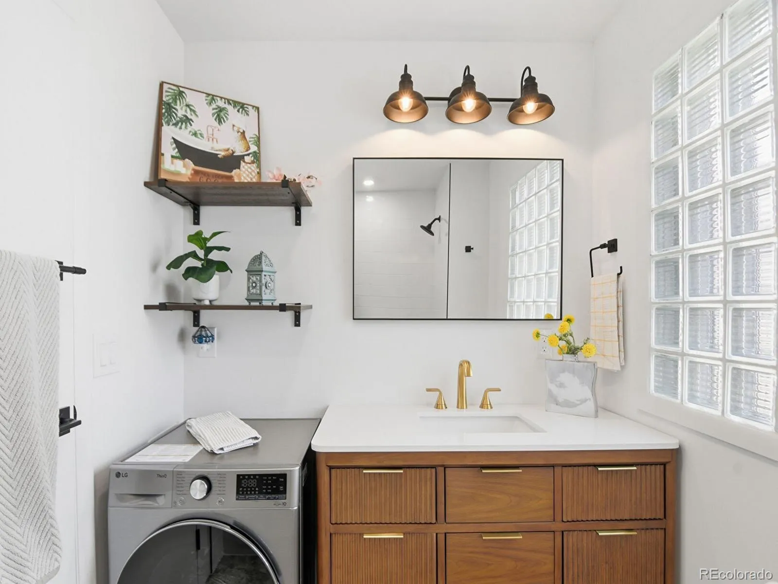 04112026192705 1600 28