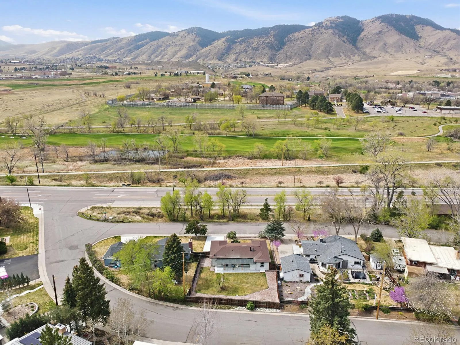 04112026192705 1600 32