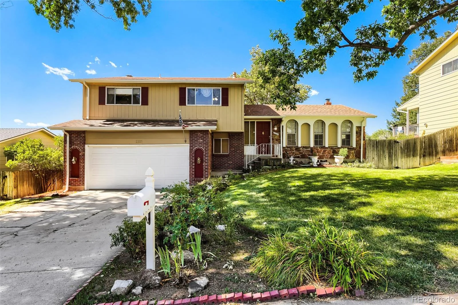 2325 S Hoyt Street Lakewood CO 80227 | MLS #REC2921054 09302026001403 1600 1