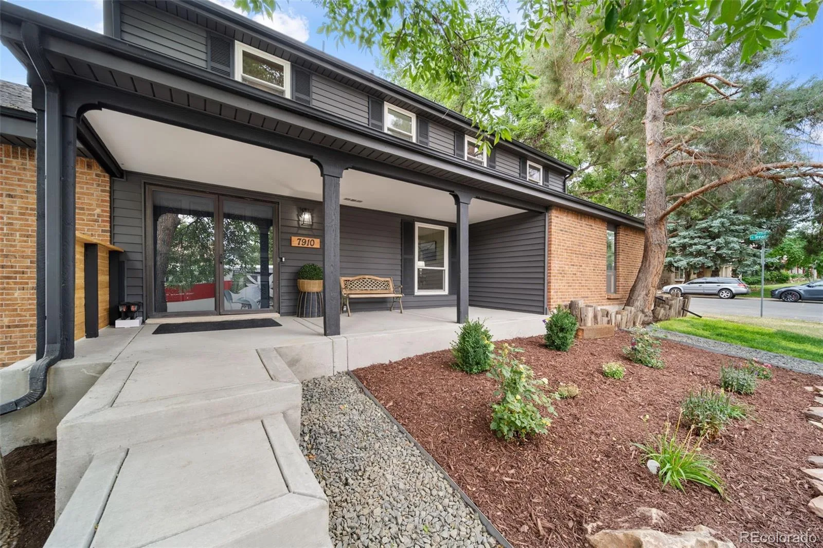 7910 E Bethany Place Denver CO 80231 MLS #REC2921906 06102026075540 1600 1