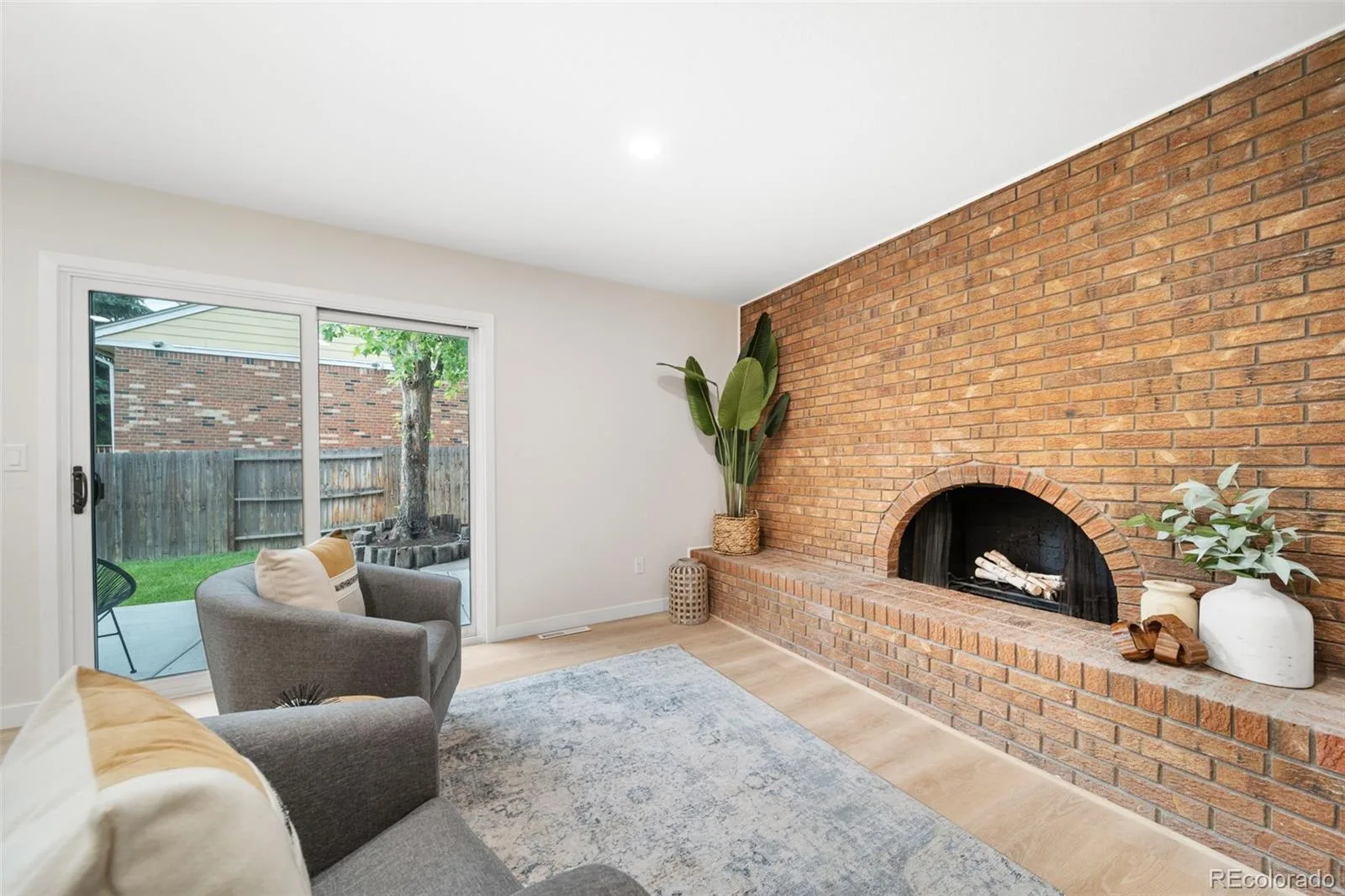 7910 E Bethany Place Denver CO 80231 MLS #REC2921906 06102026075540 1600 20
