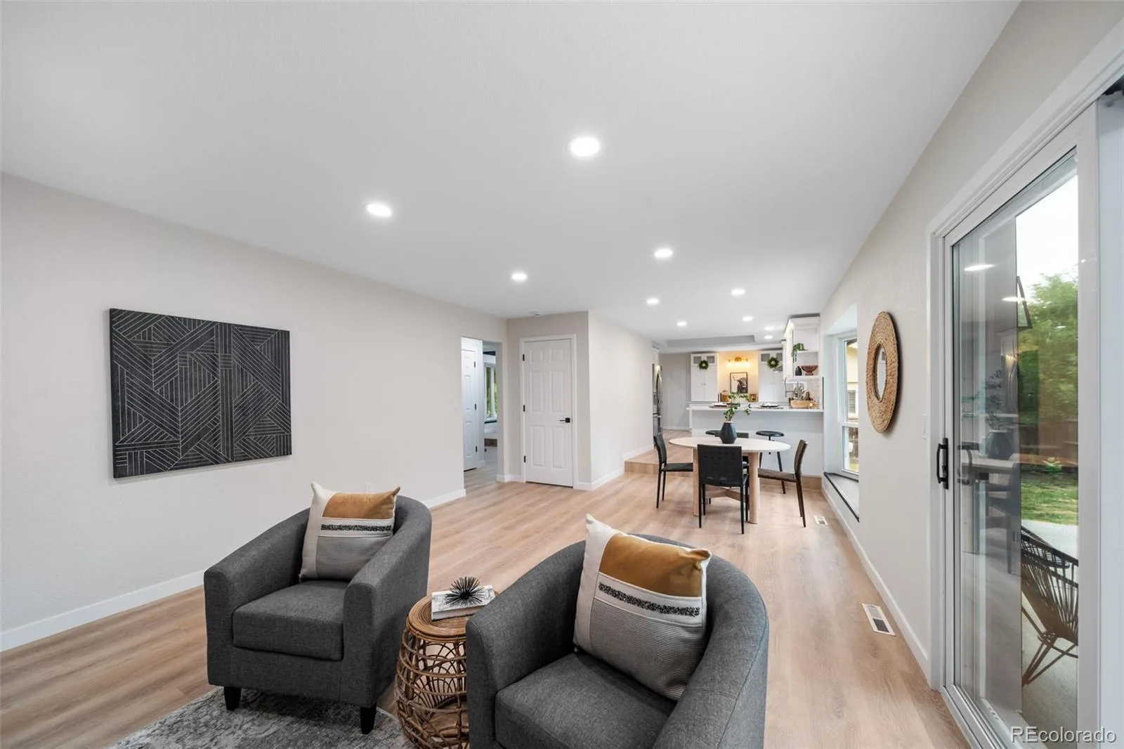 7910 E Bethany Place Denver CO 80231 MLS #REC2921906 06102026075540 1600 21