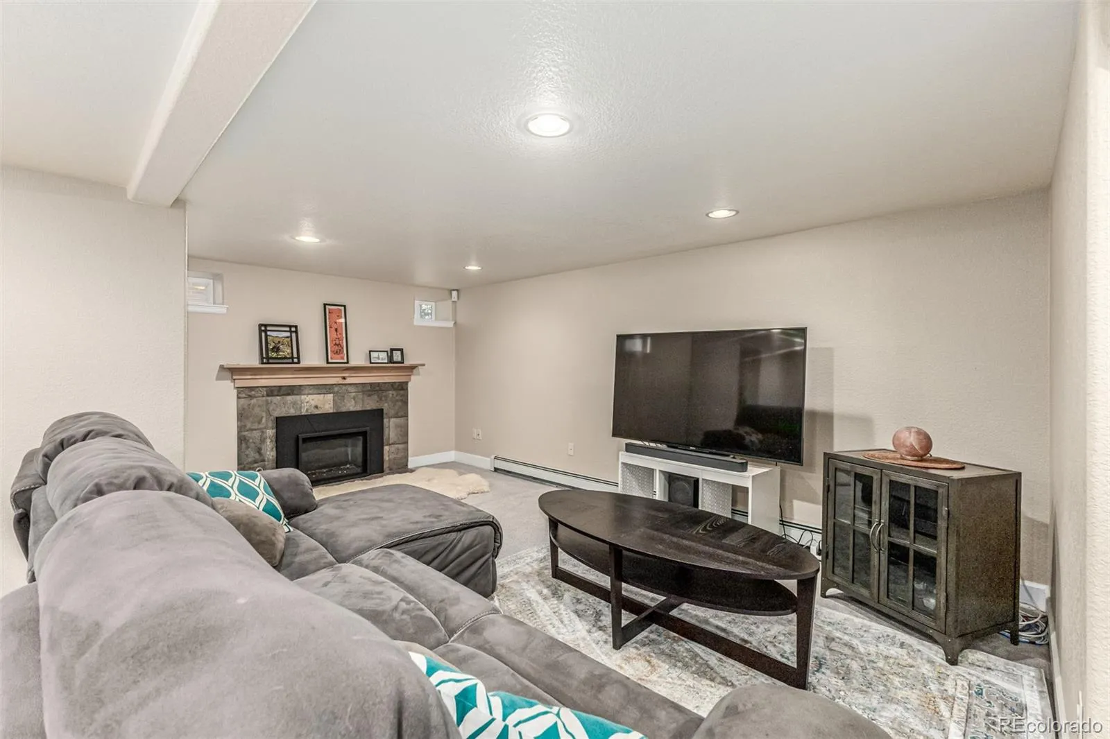 04102026020818 1600 19