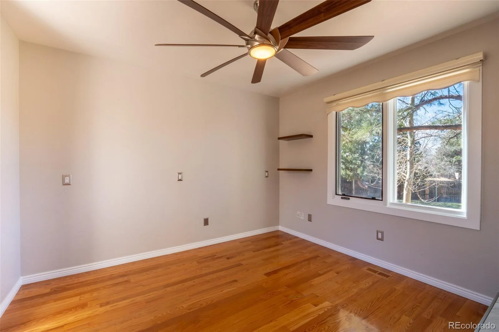 4745 S Helena Way Aurora CO 80015 | MLS #REC2925378 08122026020725 1600 14