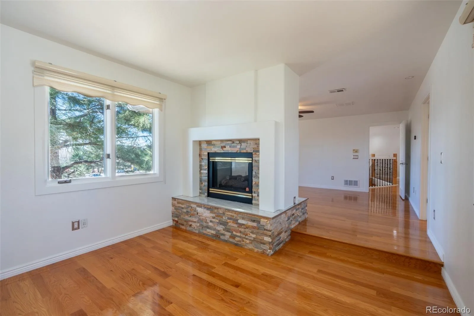 4745 S Helena Way Aurora CO 80015 | MLS #REC2925378 08122026020725 1600 18