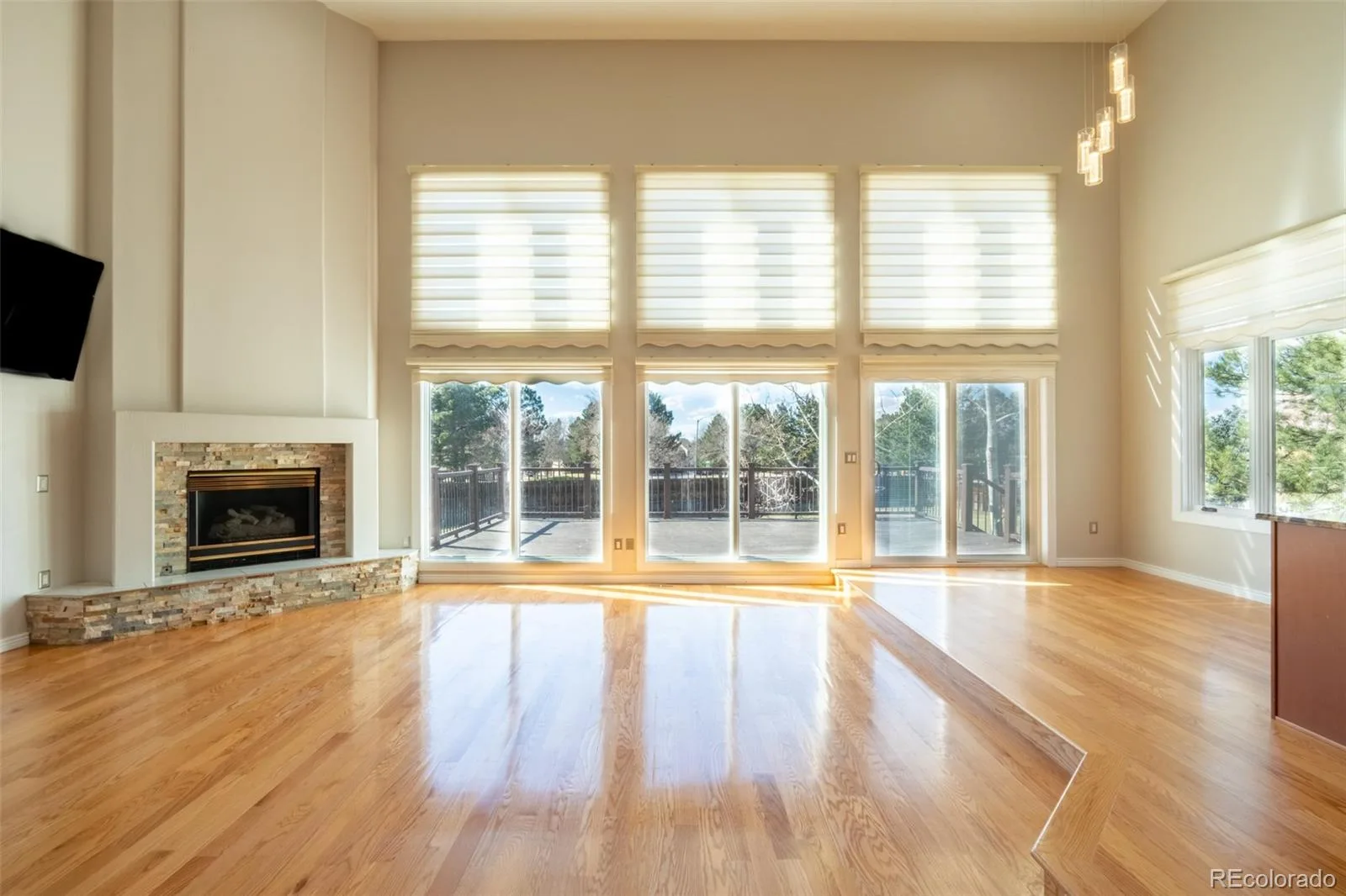 4745 S Helena Way Aurora CO 80015 | MLS #REC2925378 08122026020725 1600 2