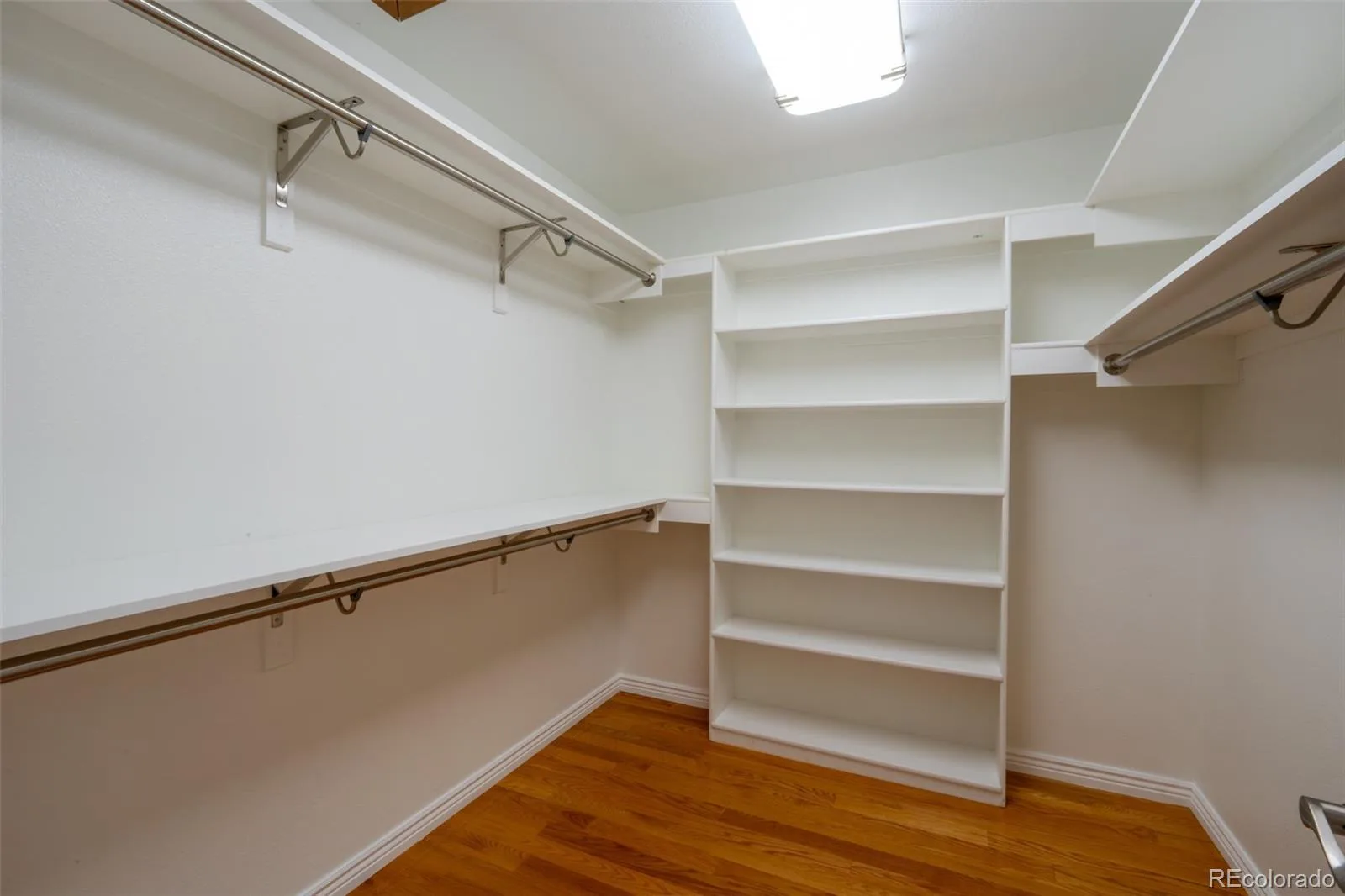 4745 S Helena Way Aurora CO 80015 | MLS #REC2925378 08122026020725 1600 22
