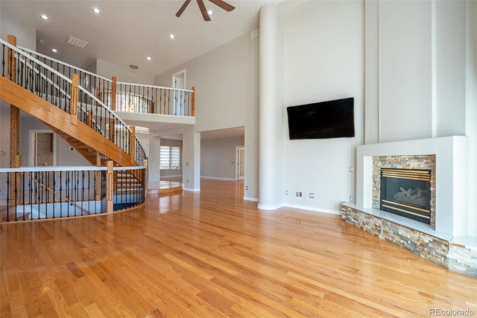 4745 S Helena Way Aurora CO 80015 | MLS #REC2925378 08122026020725 1600 3