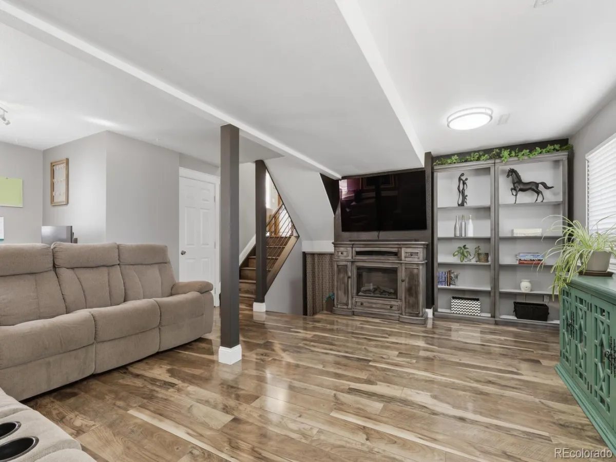 04082026050718 1200 15