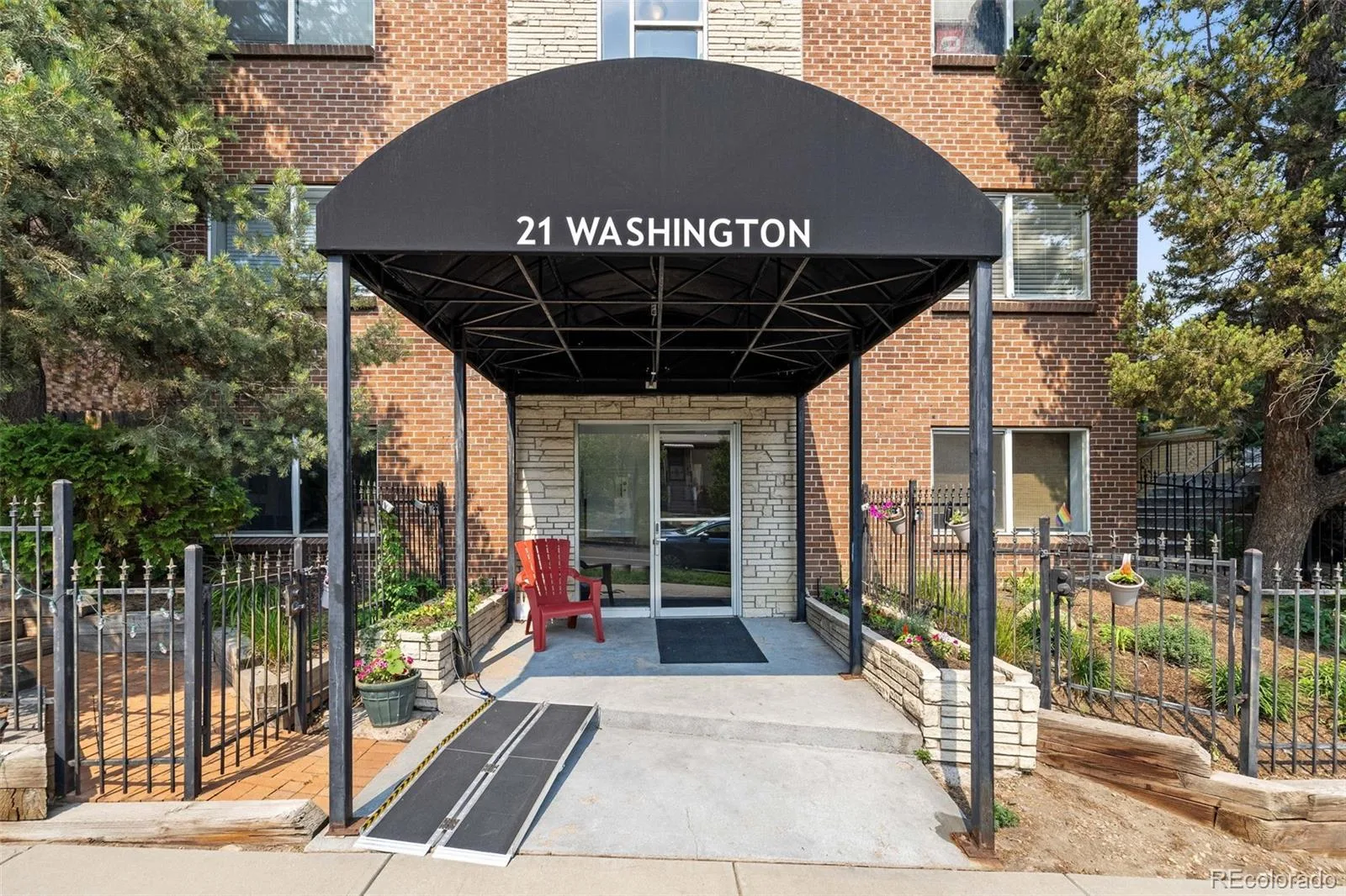 21 N Washington Street #304 Denver CO 80203 | MLS #REC2929878 07092026215256 1600 18