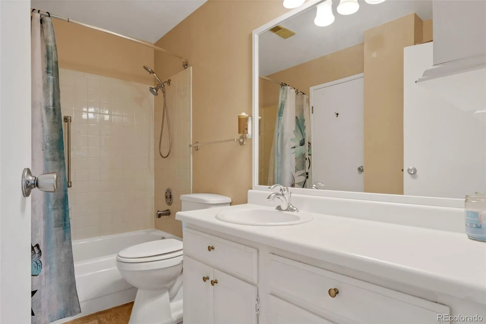 14001 E Marina Drive #607 #224 Aurora CO 80014 MLS #REC2930000 04162026160753 1600 16