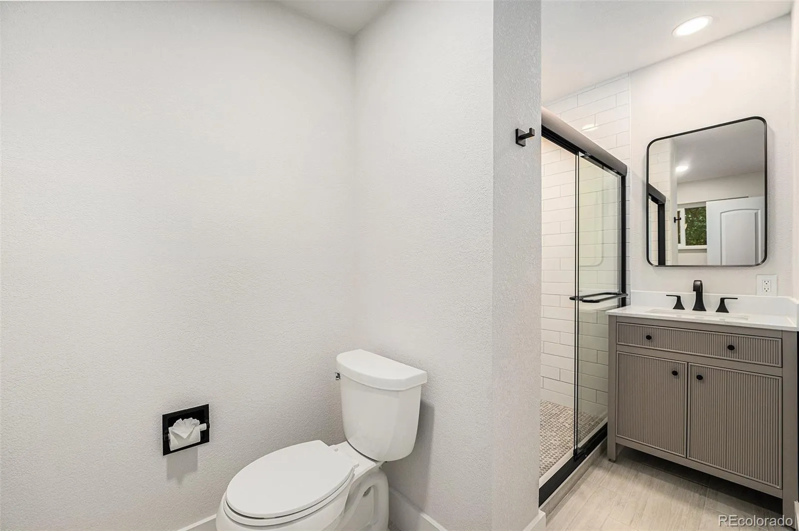 2989 E Cresthill Avenue Centennial CO 80121 MLS #REC2930461 05212026034626 1600 14