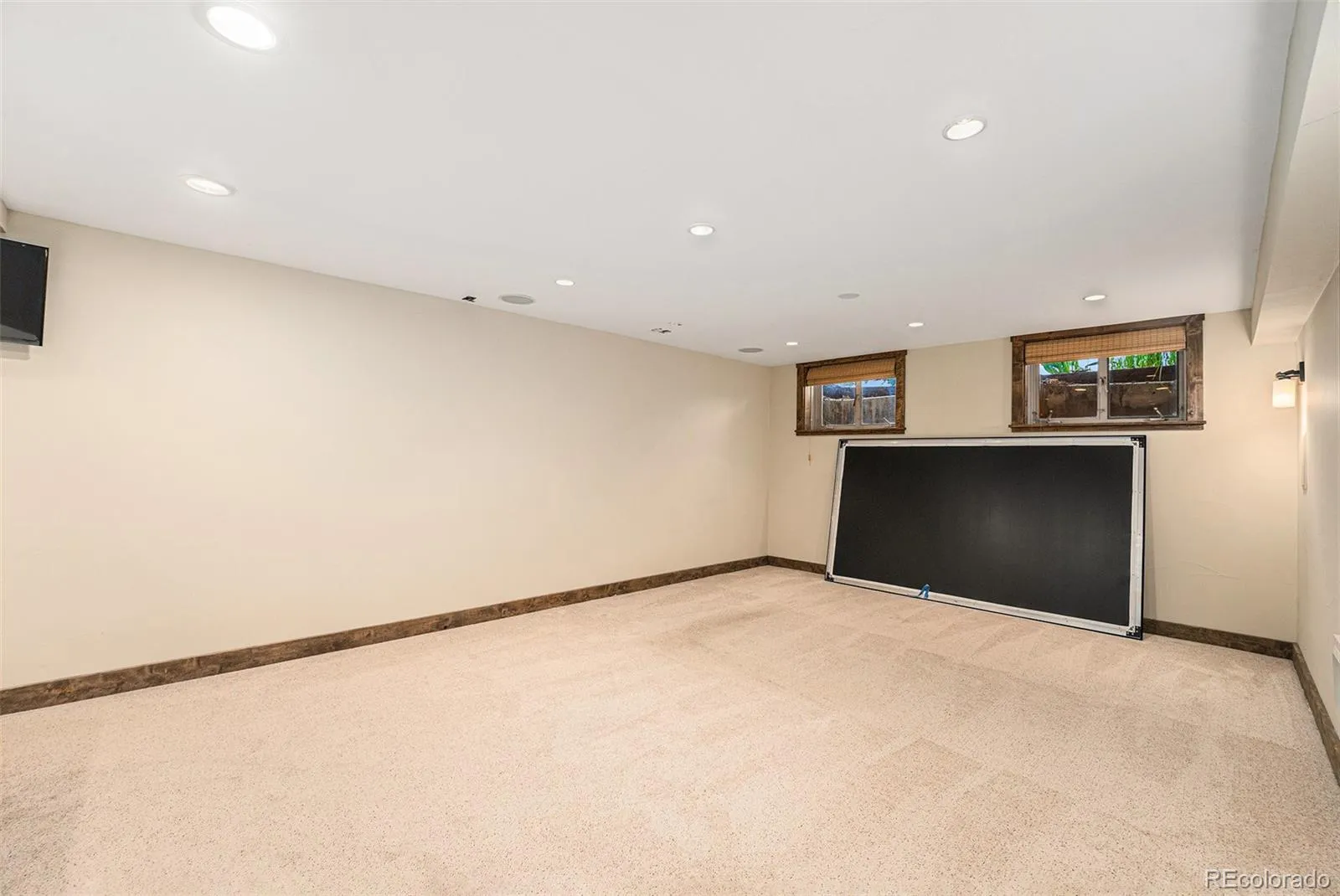 2989 E Cresthill Avenue Centennial CO 80121 MLS #REC2930461 05212026034626 1600 15