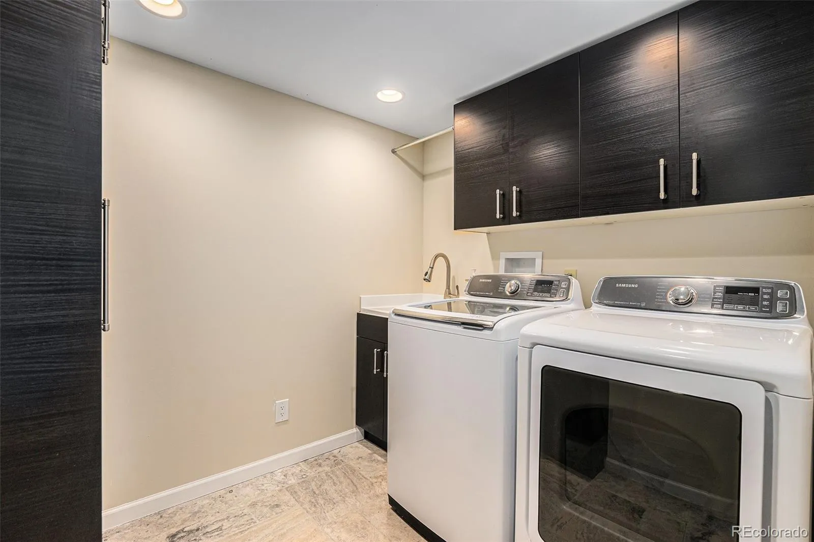 2989 E Cresthill Avenue Centennial CO 80121 MLS #REC2930461 05212026034626 1600 20
