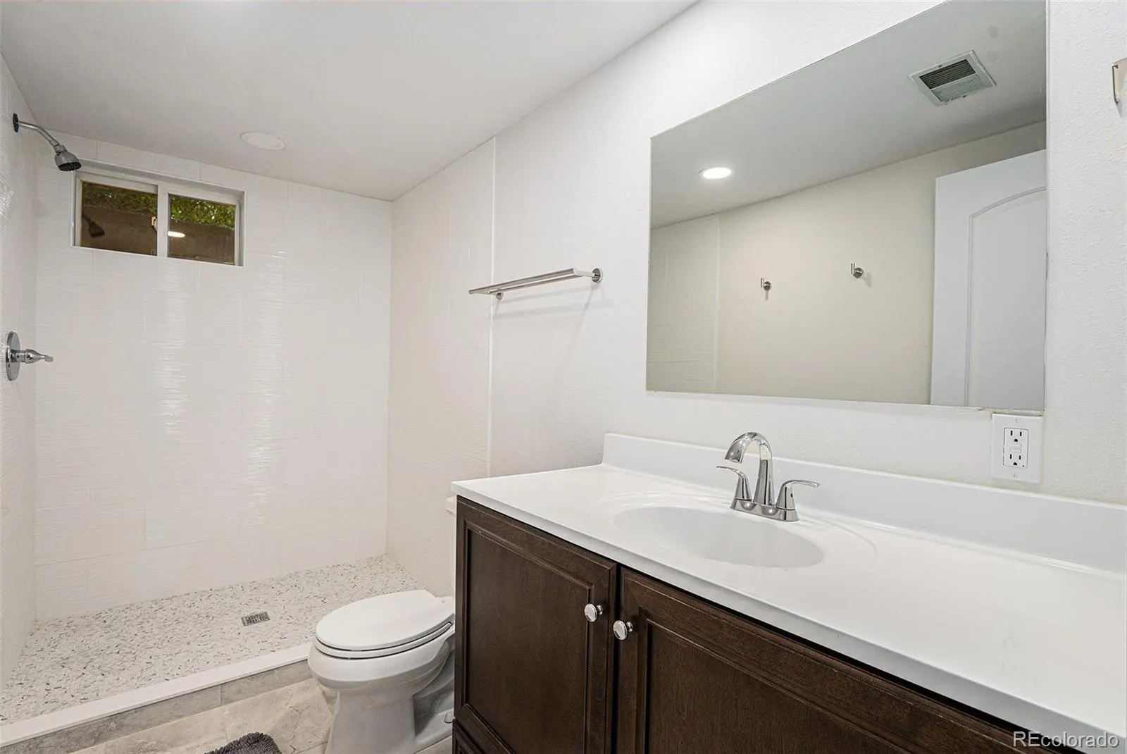 2989 E Cresthill Avenue Centennial CO 80121 MLS #REC2930461 05212026034626 1600 22