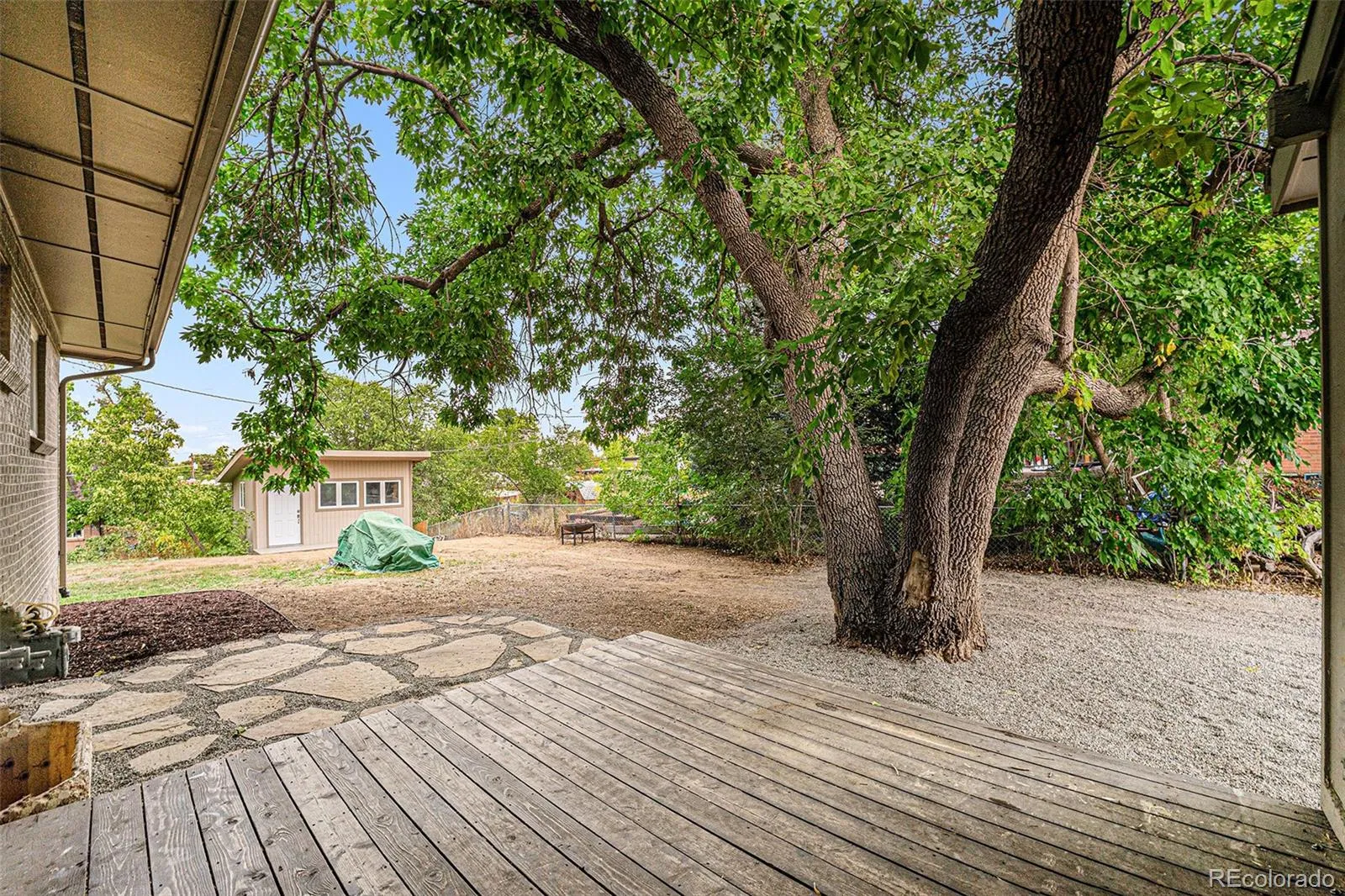 2989 E Cresthill Avenue Centennial CO 80121 MLS #REC2930461 05212026034626 1600 23