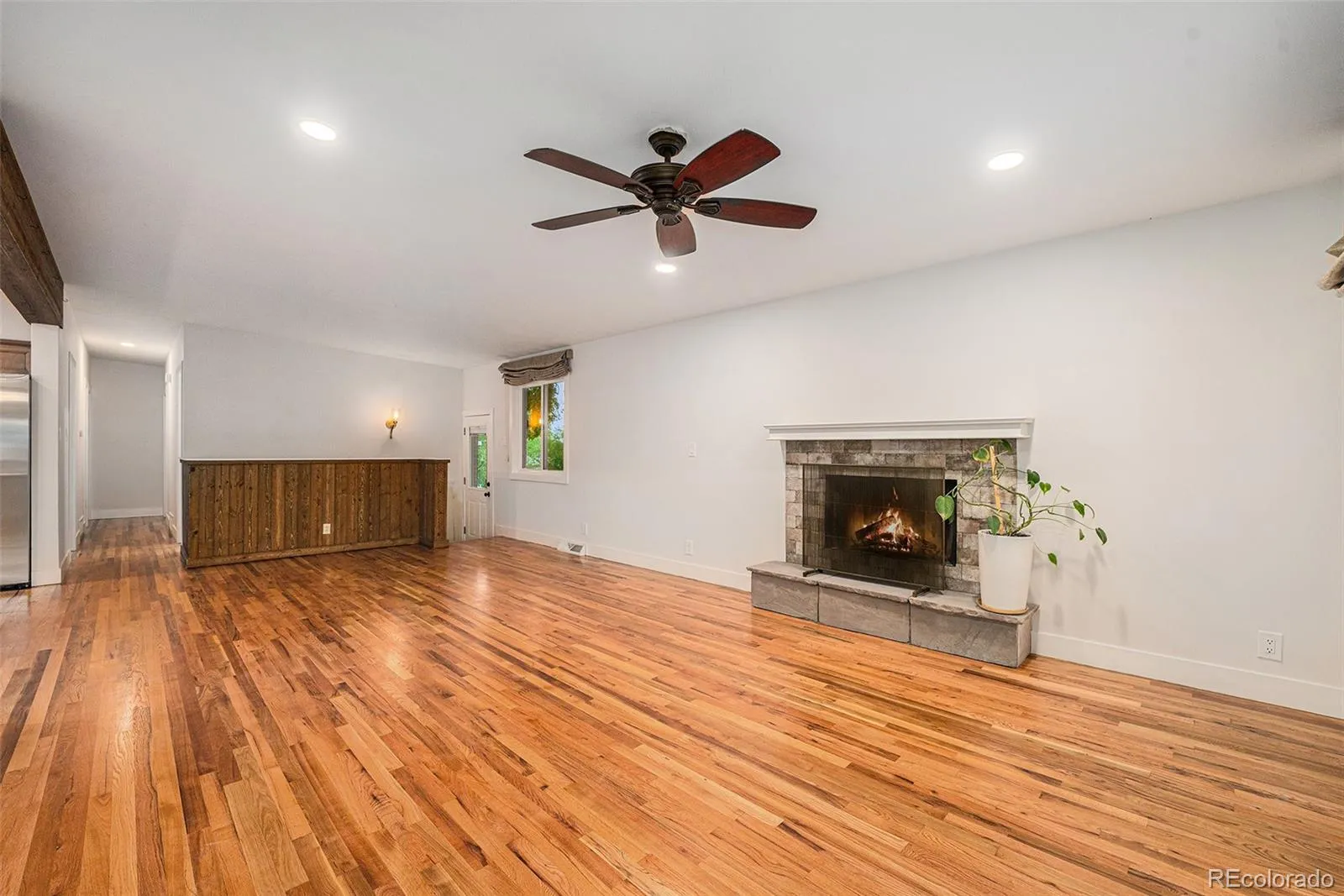 2989 E Cresthill Avenue Centennial CO 80121 MLS #REC2930461 05212026034626 1600 3