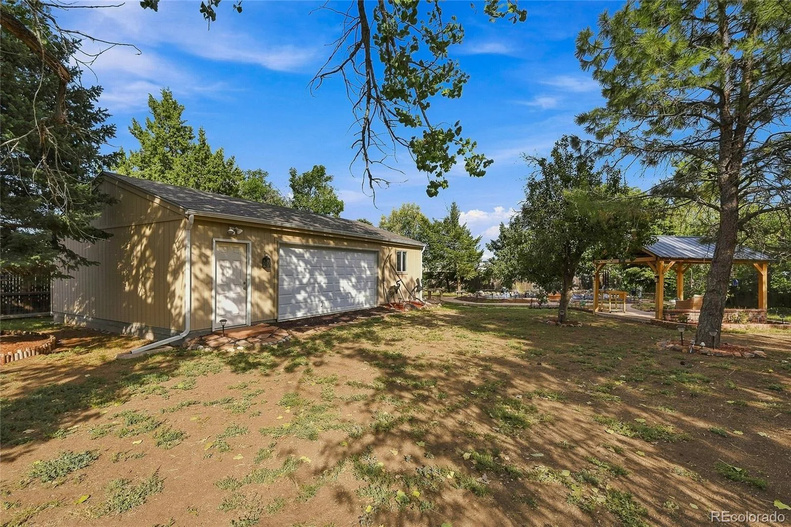 7644 S Franklin Way Centennial CO 80122 | MLS #REC2930651 09262026210336 1600 44